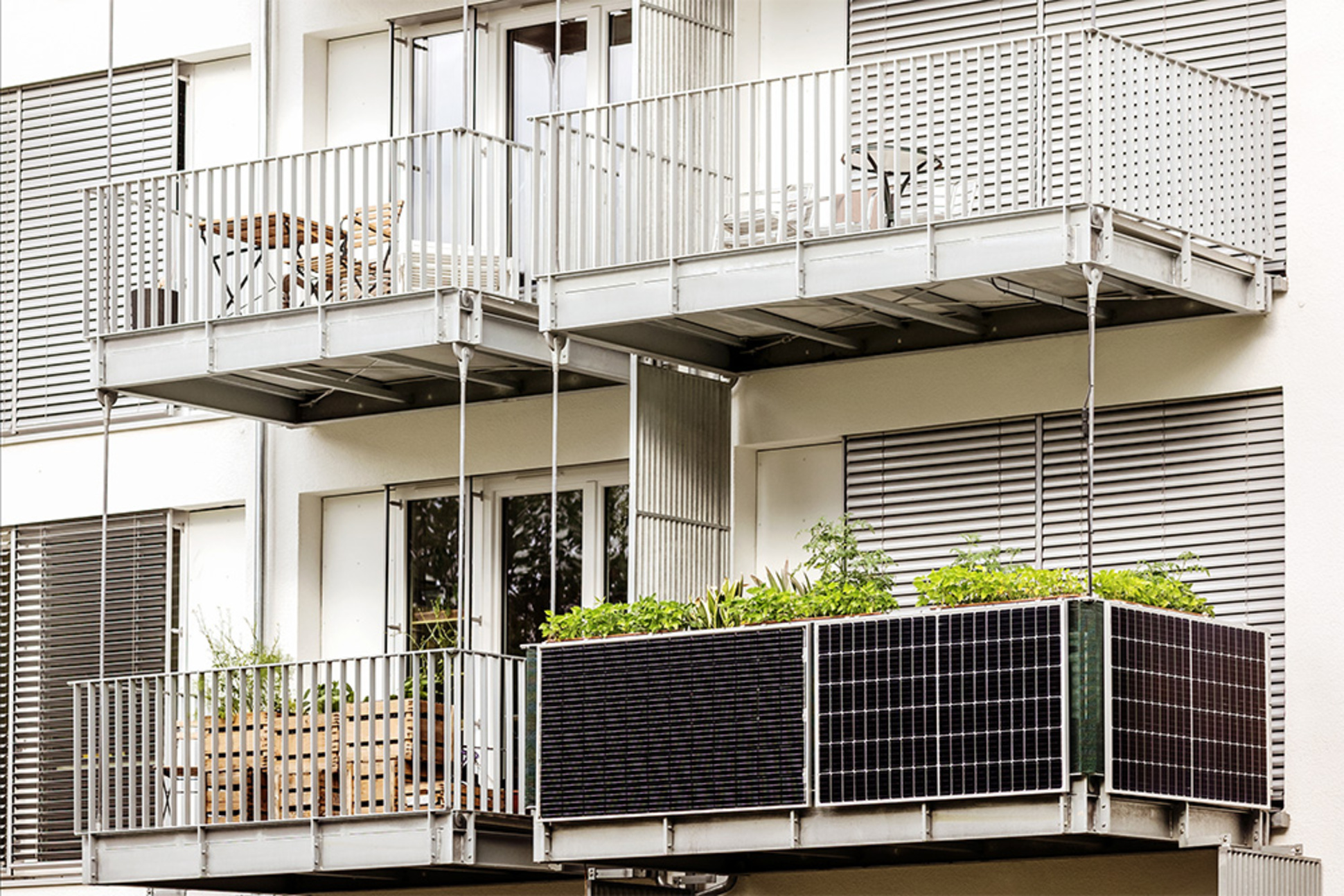 Balkon&shy;kraftwerk bei Pirc-Elektrotechnik GmbH in Flacht