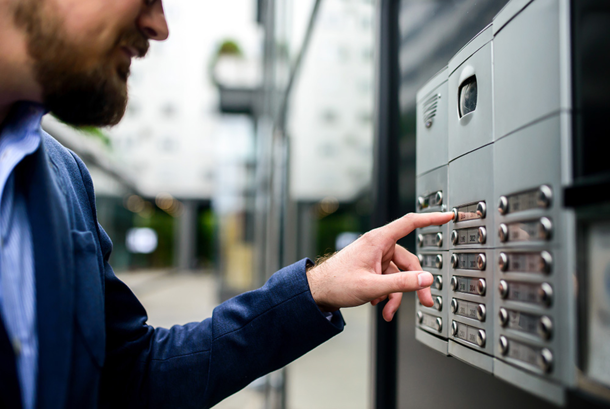 Sprech&shy;anlagen bei Pirc-Elektrotechnik GmbH in Flacht